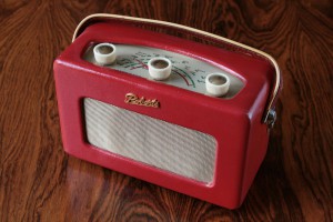 Roberts R200 Red Top Front